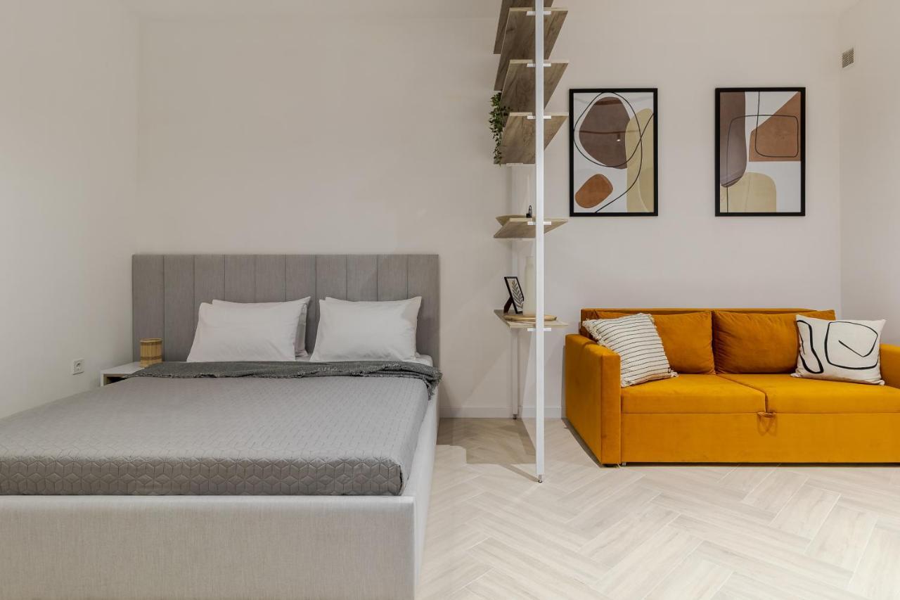 Inshiapartments On Ferentsa Lista Str Lemberg Exterior foto